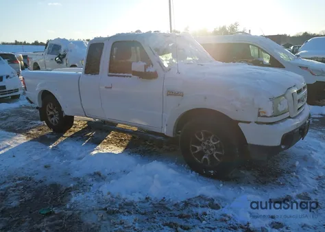 2011 Ford Ranger Sport z USA, uszkodzony, nr VIN 1FTLR4FE2BPA10889